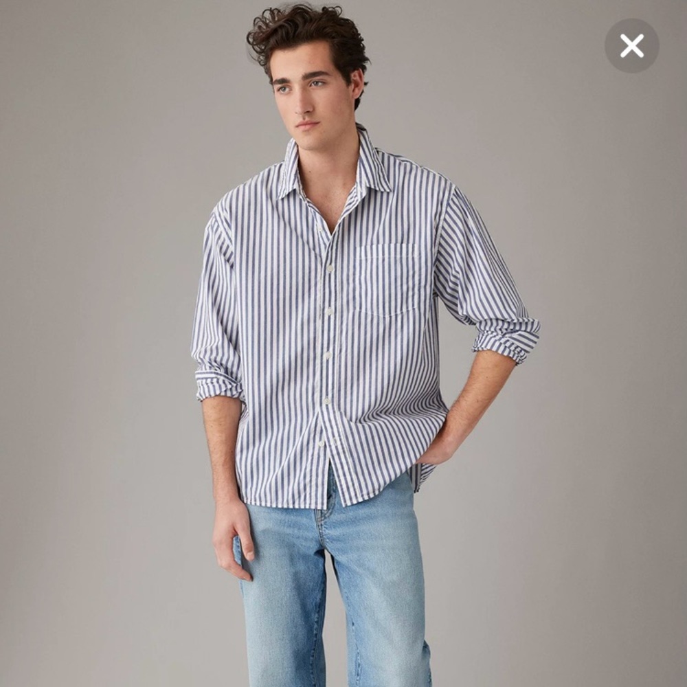 American Eagle Everyday Poplin Striped Button-Up Shirt
